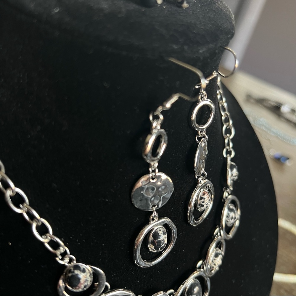 NEW Matching Custom Jewelry Set, Necklace/Bracelet/2pairs of earrings - Picture 4 of 11